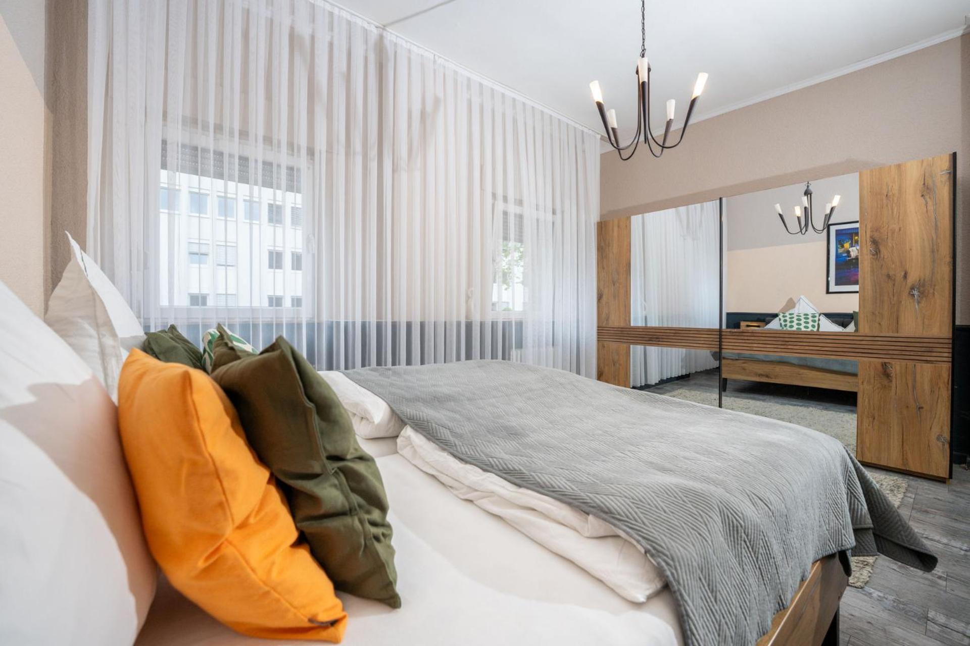 Charmante Privatzimmer In Der Stadt Coblenza Esterno foto