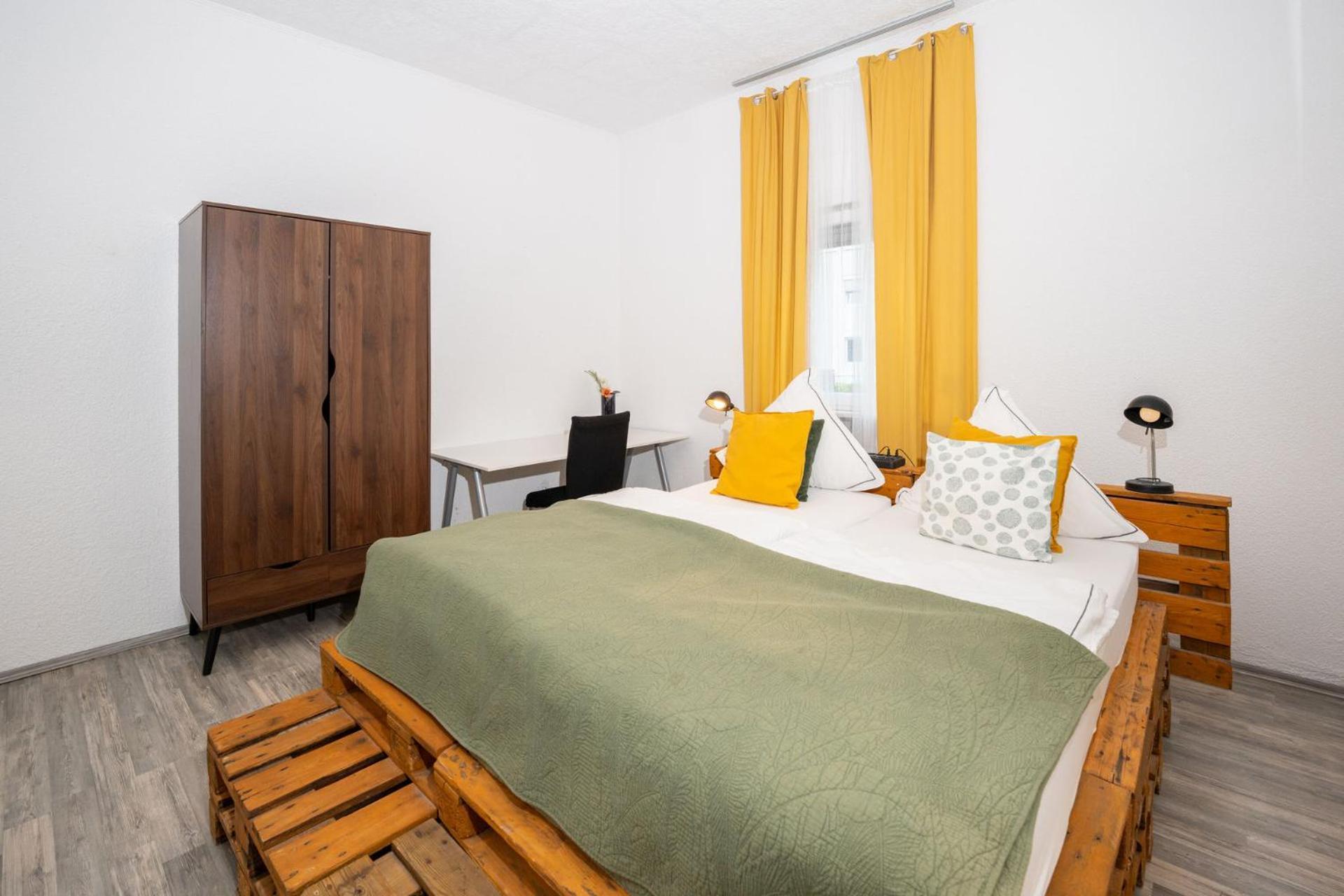 Charmante Privatzimmer In Der Stadt Coblenza Esterno foto