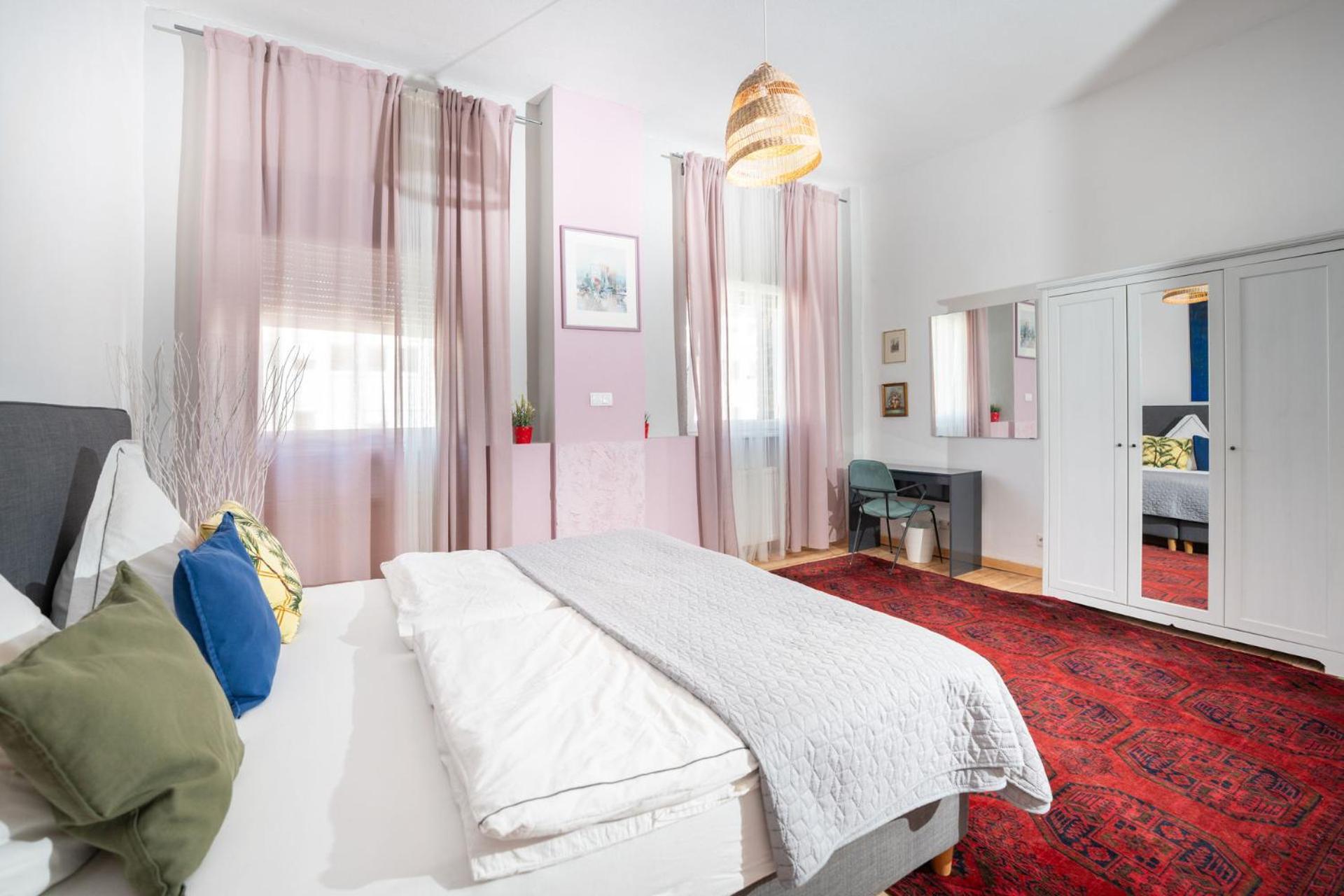 Charmante Privatzimmer In Der Stadt Coblenza Esterno foto