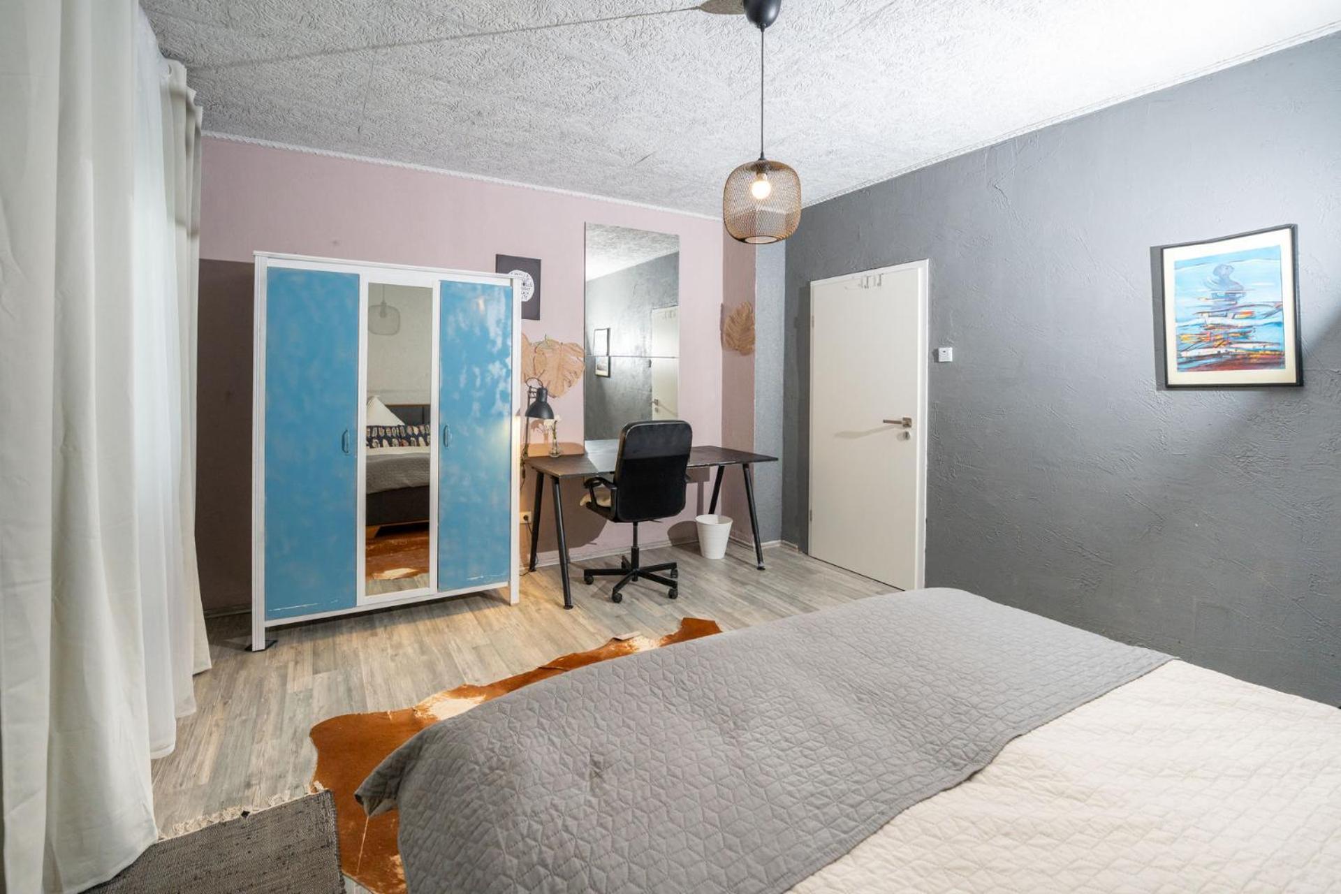 Charmante Privatzimmer In Der Stadt Coblenza Esterno foto
