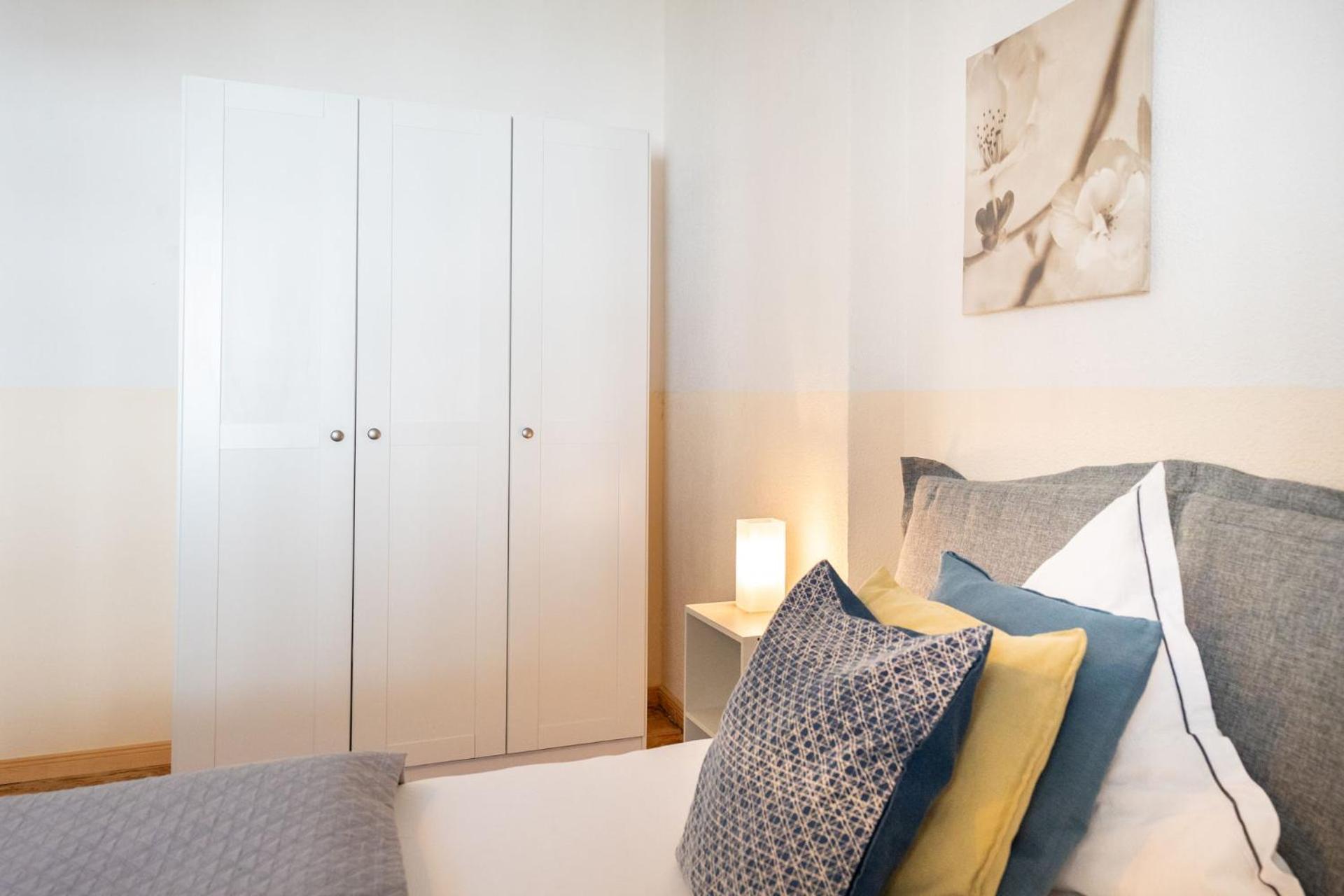 Charmante Privatzimmer In Der Stadt Coblenza Esterno foto