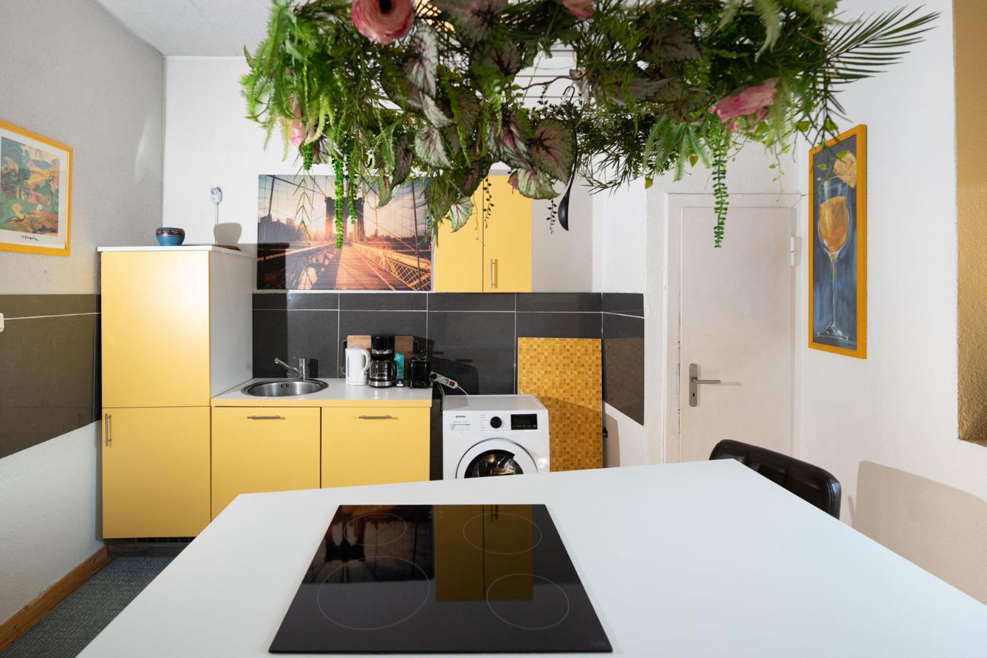 Charmante Privatzimmer In Der Stadt Coblenza Esterno foto